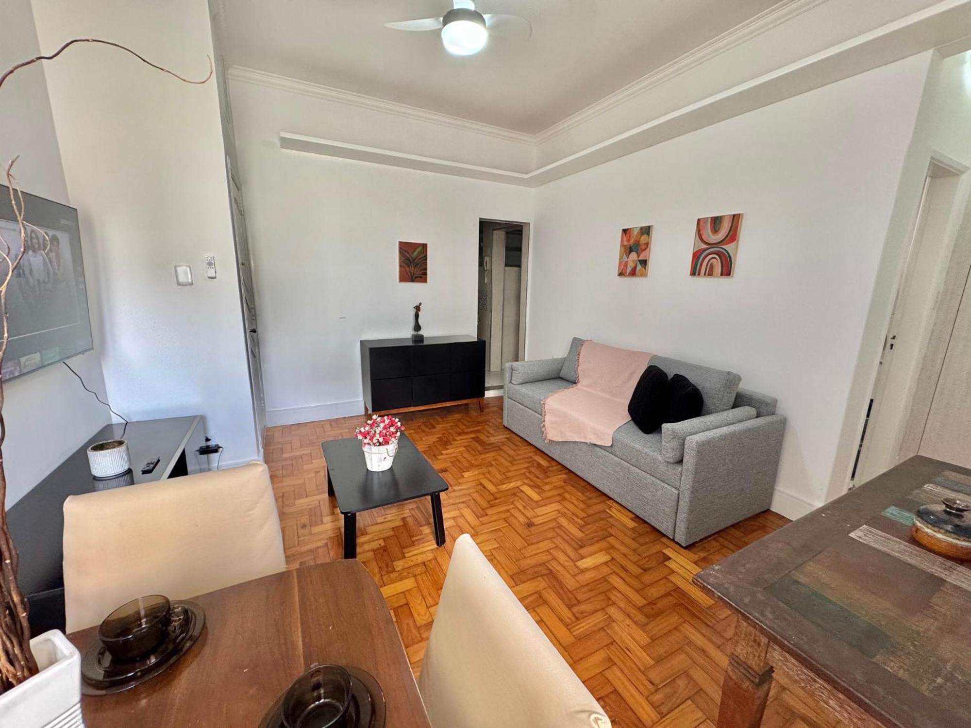 Apartamento Lindo 50 Metros Da J.n. 44-503 Rio de Janeiro