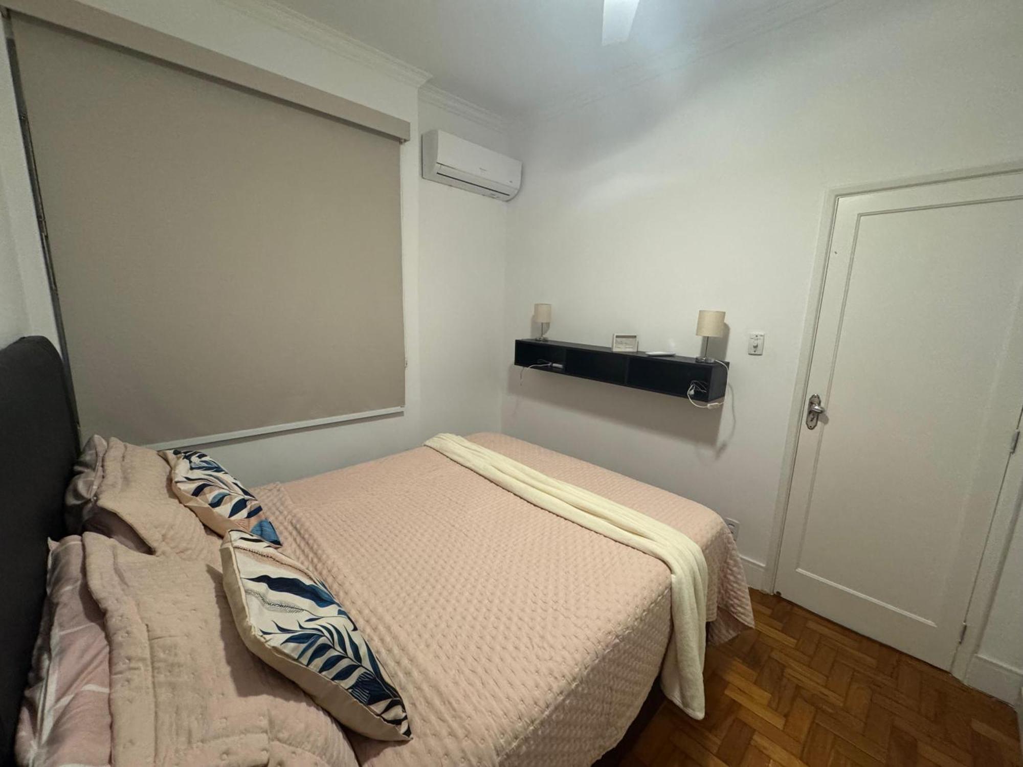 Apartamento Lindo 50 Metros Da J.n. 44-503 Rio de Janeiro